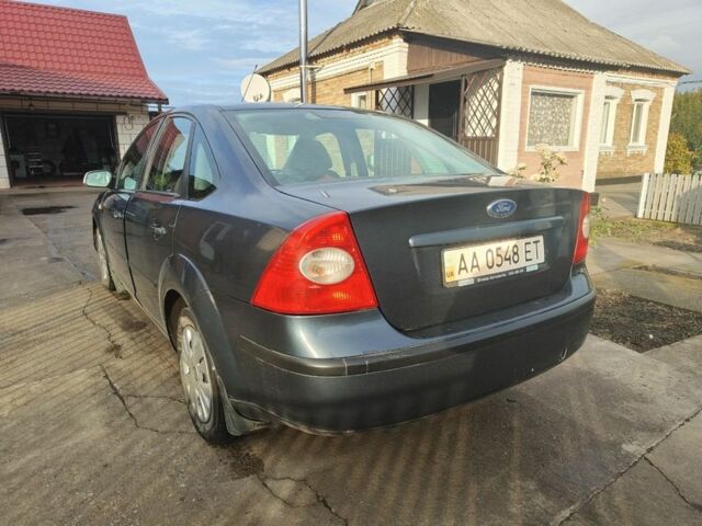Форд Фокус 2007 в Рокитном на Automoto.ua Серый Форд Фокус, объемом двигателя 1.6 л и пробегом 230 тыс. км за 3700 $, фото 2 на Automoto.ua