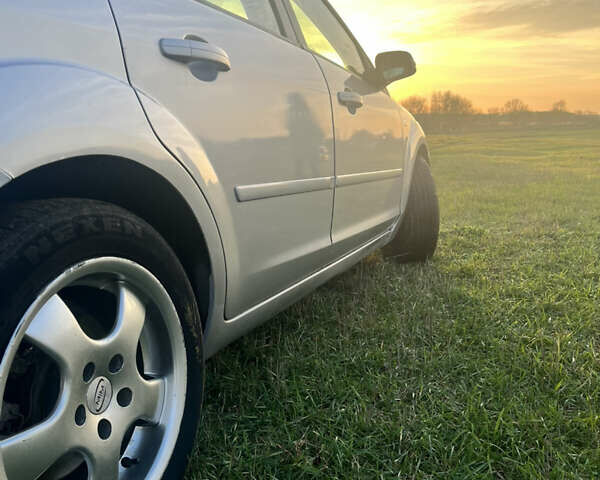 Серый Форд Фокус, объемом двигателя 2 л и пробегом 339 тыс. км за 5400 $, фото 4 на Automoto.ua