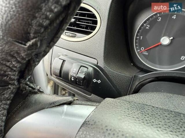 Серый Форд Фокус, объемом двигателя 1.6 л и пробегом 192 тыс. км за 4300 $, фото 23 на Automoto.ua