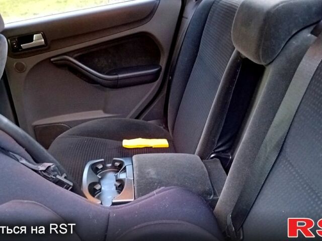 Сірий Форд Фокус, об'ємом двигуна 1.6 л та пробігом 160 тис. км за 5700 $, фото 8 на Automoto.ua