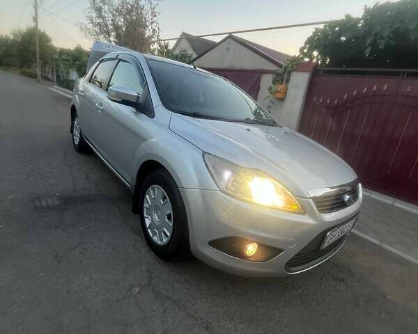 Серый Форд Фокус, объемом двигателя 1.6 л и пробегом 222 тыс. км за 5300 $, фото 19 на Automoto.ua