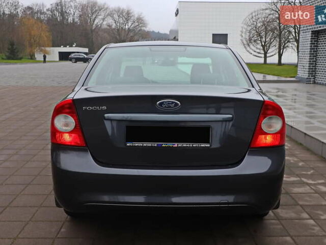 Сірий Форд Фокус, об'ємом двигуна 1.6 л та пробігом 130 тис. км за 5888 $, фото 4 на Automoto.ua