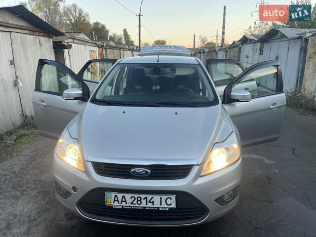 Форд Фокус 2008 в Киеве на Automoto.ua Серый Форд Фокус, объемом двигателя 1.6 л и пробегом 30 тыс. км за 6500 $, фото 1 на Automoto.ua
