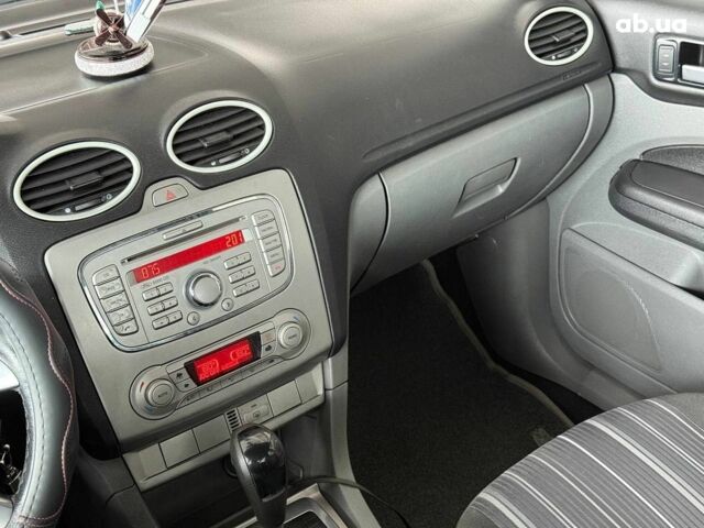 Серый Форд Фокус, объемом двигателя 1.6 л и пробегом 249 тыс. км за 5990 $, фото 17 на Automoto.ua