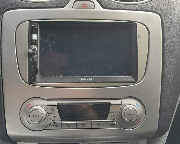 Сірий Форд Фокус, об'ємом двигуна 1.6 л та пробігом 118 тис. км за 5800 $, фото 5 на Automoto.ua