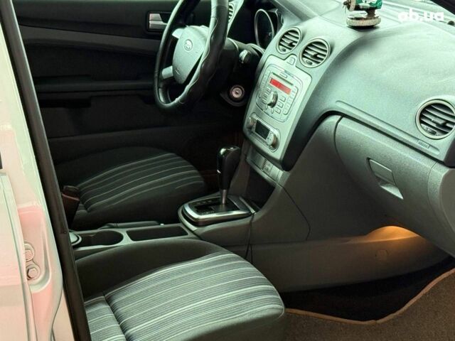 Серый Форд Фокус, объемом двигателя 1.6 л и пробегом 249 тыс. км за 5990 $, фото 13 на Automoto.ua