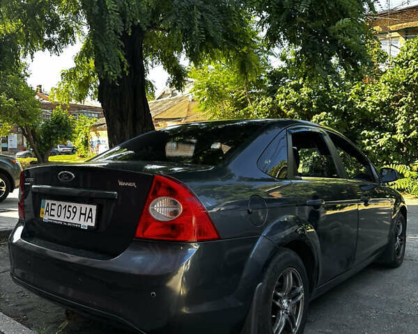 Сірий Форд Фокус, об'ємом двигуна 1.6 л та пробігом 193 тис. км за 4800 $, фото 7 на Automoto.ua