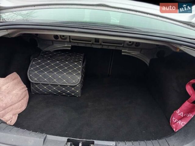 Серый Форд Фокус, объемом двигателя 1.6 л и пробегом 118 тыс. км за 4800 $, фото 12 на Automoto.ua