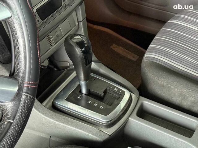 Серый Форд Фокус, объемом двигателя 1.6 л и пробегом 249 тыс. км за 5990 $, фото 10 на Automoto.ua