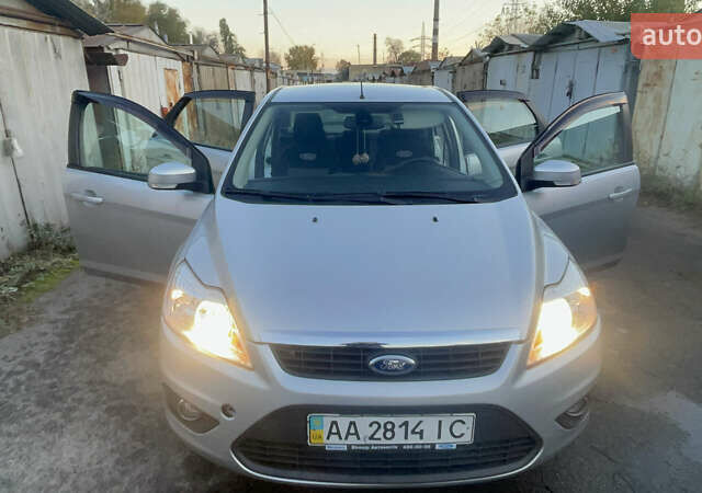 Форд Фокус 2008 в Киеве на Automoto.ua Серый Форд Фокус, объемом двигателя 1.6 л и пробегом 30 тыс. км за 6500 $, фото 9 на Automoto.ua