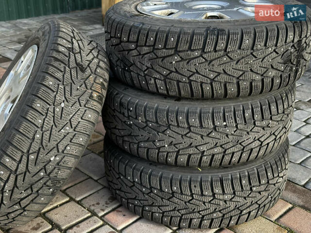 Серый Форд Фокус, объемом двигателя 1.6 л и пробегом 175 тыс. км за 5900 $, фото 4 на Automoto.ua