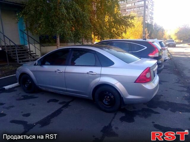 Форд Фокус 2008 в Харькове на Automoto.ua Серый Форд Фокус, объемом двигателя 1.6 л и пробегом 192 тыс. км за 4200 $, фото 3 на Automoto.ua