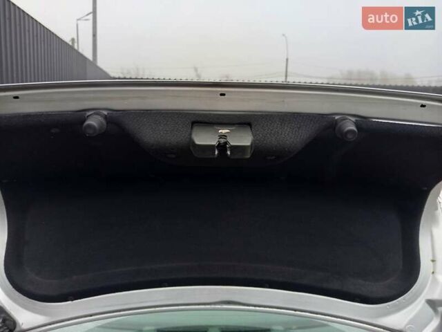 Серый Форд Фокус, объемом двигателя 1.6 л и пробегом 118 тыс. км за 4800 $, фото 11 на Automoto.ua