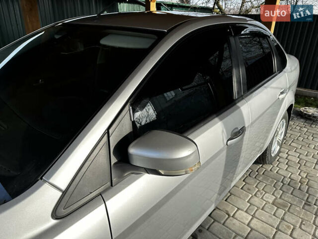 Серый Форд Фокус, объемом двигателя 1.6 л и пробегом 175 тыс. км за 5900 $, фото 26 на Automoto.ua