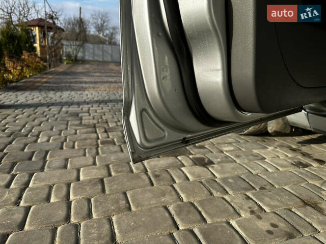 Серый Форд Фокус, объемом двигателя 1.6 л и пробегом 175 тыс. км за 5900 $, фото 36 на Automoto.ua