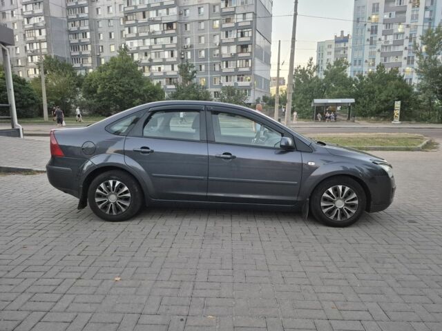 Сірий Форд Фокус, об'ємом двигуна 0 л та пробігом 203 тис. км за 4500 $, фото 2 на Automoto.ua