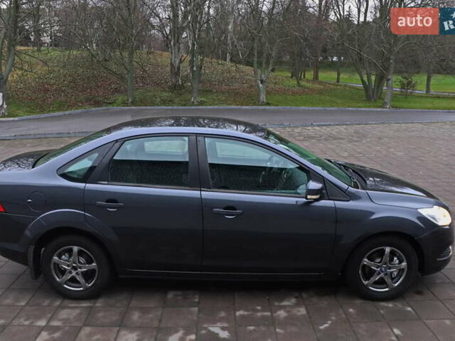 Сірий Форд Фокус, об'ємом двигуна 1.6 л та пробігом 130 тис. км за 5888 $, фото 2 на Automoto.ua