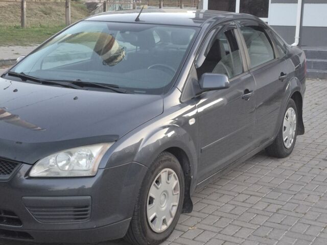Сірий Форд Фокус, об'ємом двигуна 0 л та пробігом 203 тис. км за 4500 $, фото 1 на Automoto.ua
