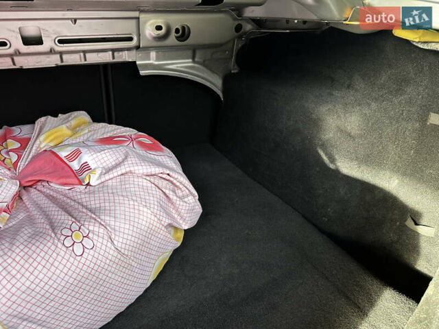 Серый Форд Фокус, объемом двигателя 1.6 л и пробегом 175 тыс. км за 5900 $, фото 45 на Automoto.ua