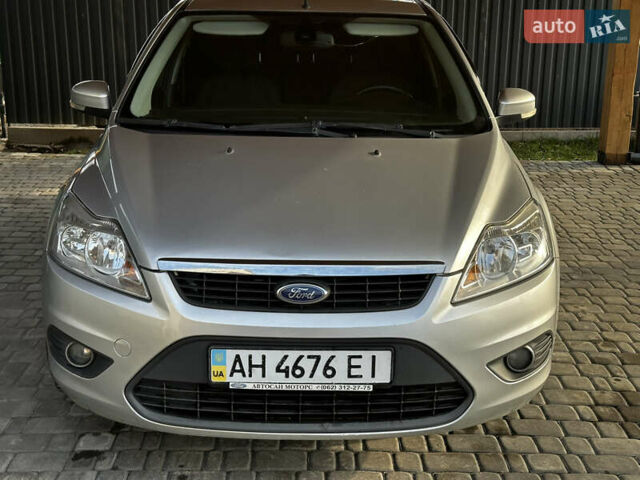 Серый Форд Фокус, объемом двигателя 1.6 л и пробегом 175 тыс. км за 5900 $, фото 6 на Automoto.ua