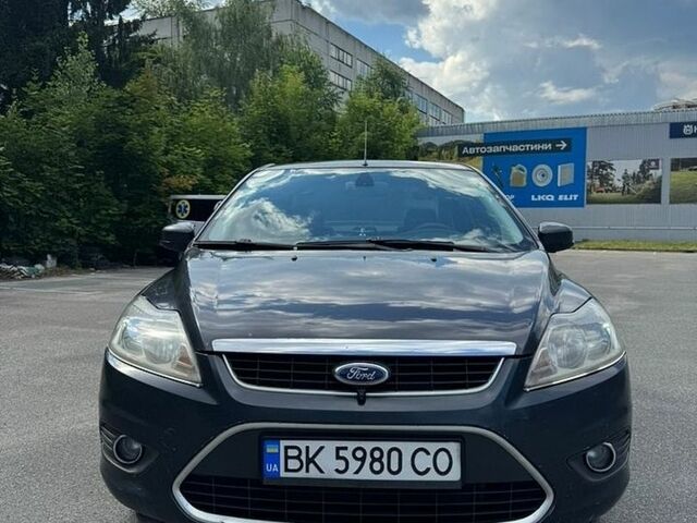 Сірий Форд Фокус, об'ємом двигуна 1.6 л та пробігом 284 тис. км за 4200 $, фото 11 на Automoto.ua