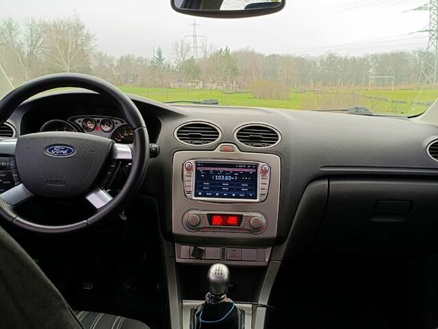 Сірий Форд Фокус, об'ємом двигуна 1.6 л та пробігом 245 тис. км за 5250 $, фото 8 на Automoto.ua