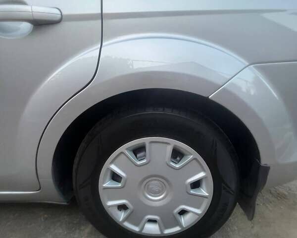 Серый Форд Фокус, объемом двигателя 1.6 л и пробегом 222 тыс. км за 5300 $, фото 15 на Automoto.ua