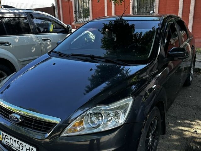 Серый Форд Фокус, объемом двигателя 1.6 л и пробегом 193 тыс. км за 4799 $, фото 6 на Automoto.ua