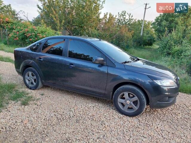 Форд Фокус 2009 в Одессе на Automoto.ua Серый Форд Фокус, объемом двигателя 1.6 л и пробегом 333 тыс. км за 5000 $, фото 6 на Automoto.ua