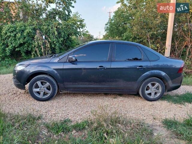 Форд Фокус 2009 в Одессе на Automoto.ua Серый Форд Фокус, объемом двигателя 1.6 л и пробегом 333 тыс. км за 5000 $, фото 4 на Automoto.ua