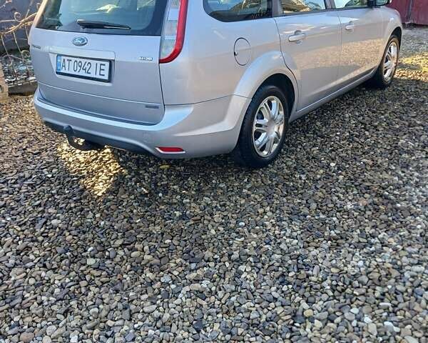 Сірий Форд Фокус, об'ємом двигуна 1.6 л та пробігом 289 тис. км за 5300 $, фото 1 на Automoto.ua