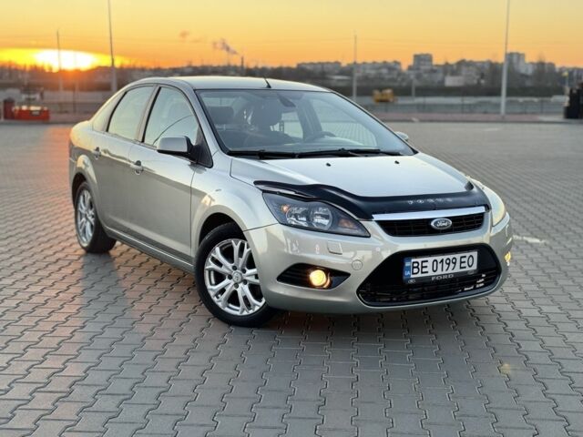 Серый Форд Фокус, объемом двигателя 1.6 л и пробегом 180 тыс. км за 5100 $, фото 15 на Automoto.ua