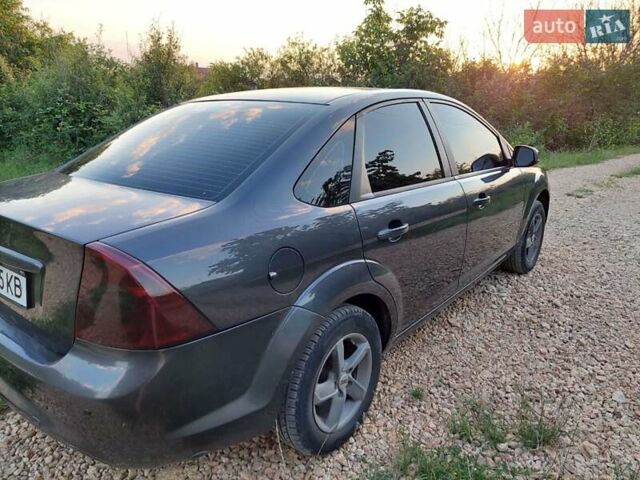 Форд Фокус 2009 в Одессе на Automoto.ua Серый Форд Фокус, объемом двигателя 1.6 л и пробегом 333 тыс. км за 5000 $, фото 5 на Automoto.ua