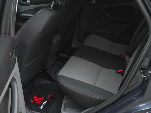 Серый Форд Фокус, объемом двигателя 0 л и пробегом 136 тыс. км за 5999 $, фото 21 на Automoto.ua