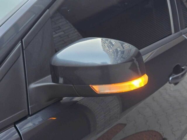 Серый Форд Фокус, объемом двигателя 0 л и пробегом 136 тыс. км за 5999 $, фото 2 на Automoto.ua