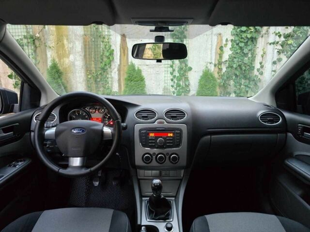 Серый Форд Фокус, объемом двигателя 0 л и пробегом 136 тыс. км за 5999 $, фото 23 на Automoto.ua