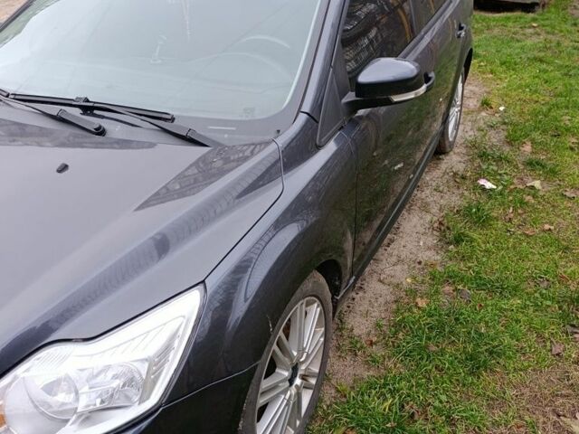 Сірий Форд Фокус, об'ємом двигуна 2 л та пробігом 160 тис. км за 7000 $, фото 2 на Automoto.ua