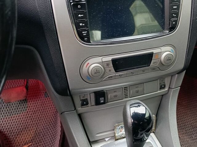 Сірий Форд Фокус, об'ємом двигуна 2 л та пробігом 160 тис. км за 7000 $, фото 6 на Automoto.ua