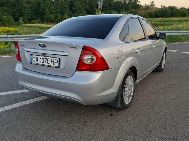 Сірий Форд Фокус, об'ємом двигуна 1.6 л та пробігом 204 тис. км за 5700 $, фото 19 на Automoto.ua