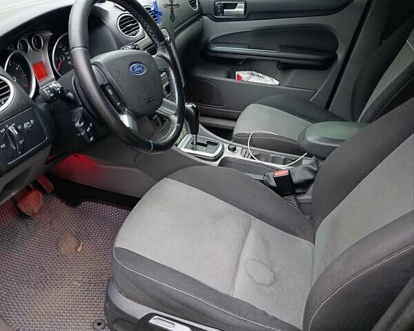 Сірий Форд Фокус, об'ємом двигуна 2 л та пробігом 168 тис. км за 7000 $, фото 6 на Automoto.ua