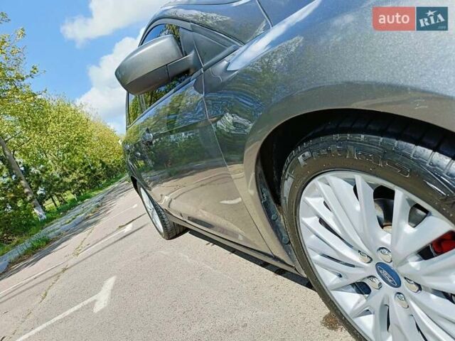 Серый Форд Фокус, объемом двигателя 2 л и пробегом 209 тыс. км за 7000 $, фото 11 на Automoto.ua