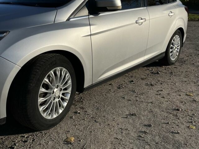 Серый Форд Фокус, объемом двигателя 1.6 л и пробегом 176 тыс. км за 7300 $, фото 1 на Automoto.ua