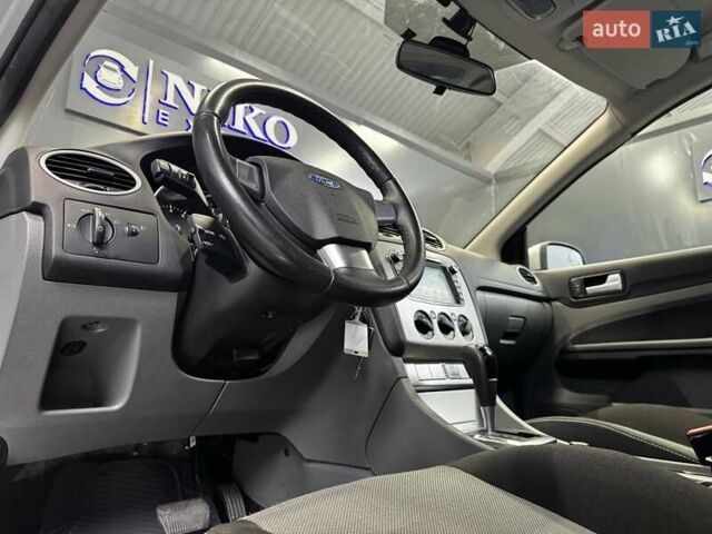 Серый Форд Фокус, объемом двигателя 1.6 л и пробегом 174 тыс. км за 6000 $, фото 30 на Automoto.ua