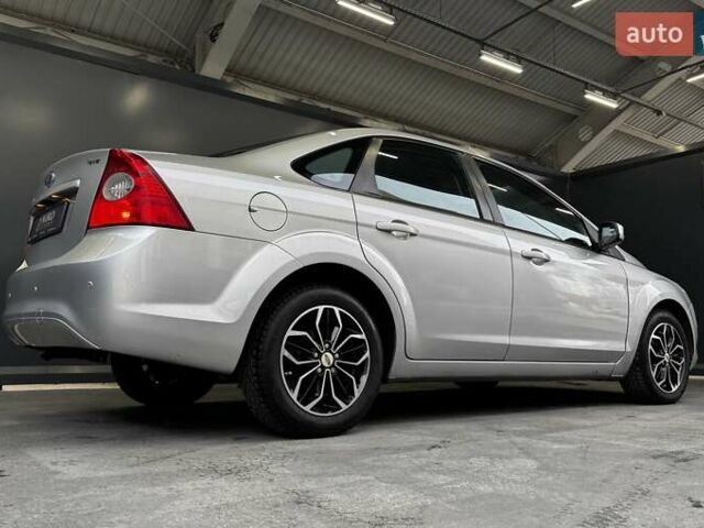 Серый Форд Фокус, объемом двигателя 1.6 л и пробегом 174 тыс. км за 6000 $, фото 21 на Automoto.ua