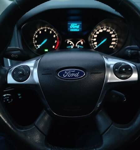 Серый Форд Фокус, объемом двигателя 1.6 л и пробегом 235 тыс. км за 7200 $, фото 15 на Automoto.ua