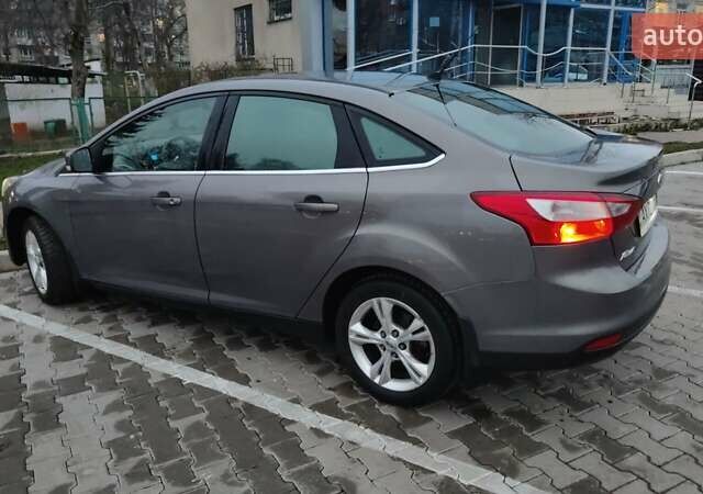 Серый Форд Фокус, объемом двигателя 1.6 л и пробегом 235 тыс. км за 7200 $, фото 3 на Automoto.ua