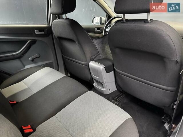 Серый Форд Фокус, объемом двигателя 1.6 л и пробегом 174 тыс. км за 6000 $, фото 38 на Automoto.ua