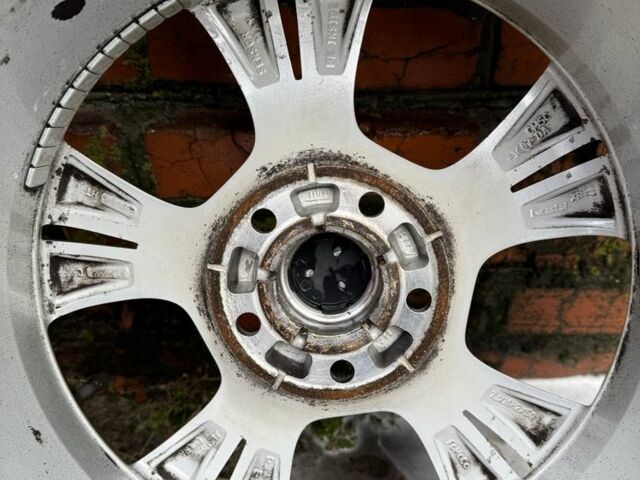 Серый Форд Фокус, объемом двигателя 0 л и пробегом 2 тыс. км за 313 $, фото 1 на Automoto.ua