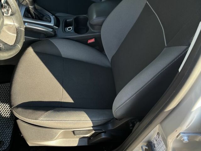 Серый Форд Фокус, объемом двигателя 1.6 л и пробегом 176 тыс. км за 7300 $, фото 9 на Automoto.ua