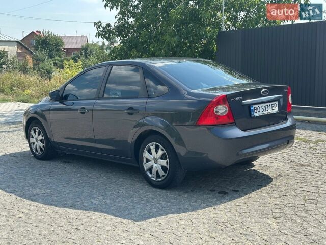 Сірий Форд Фокус, об'ємом двигуна 1.6 л та пробігом 245 тис. км за 5600 $, фото 6 на Automoto.ua